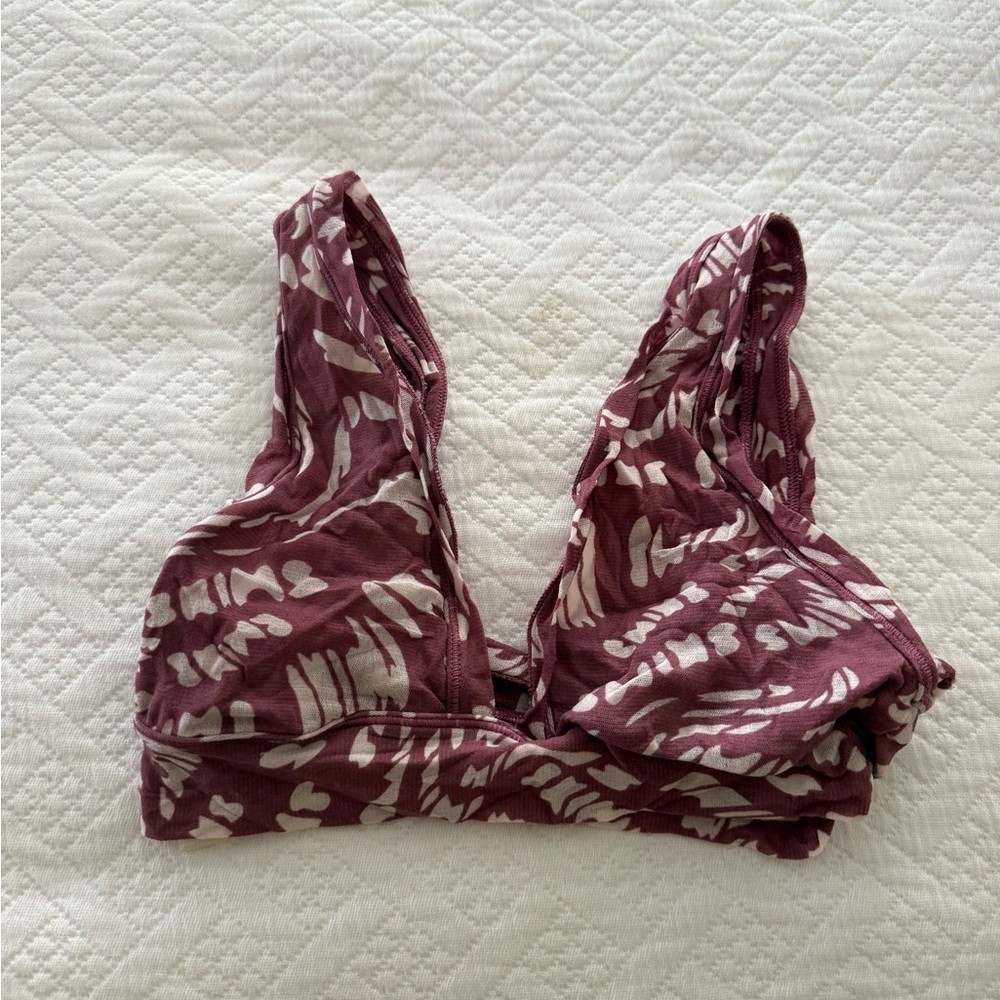 Skims Mesh Plunge Bralette in Raspberry Swirl